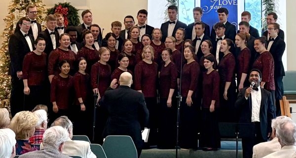 Hobe Sound Bible College Choir at Christmas in Chapel